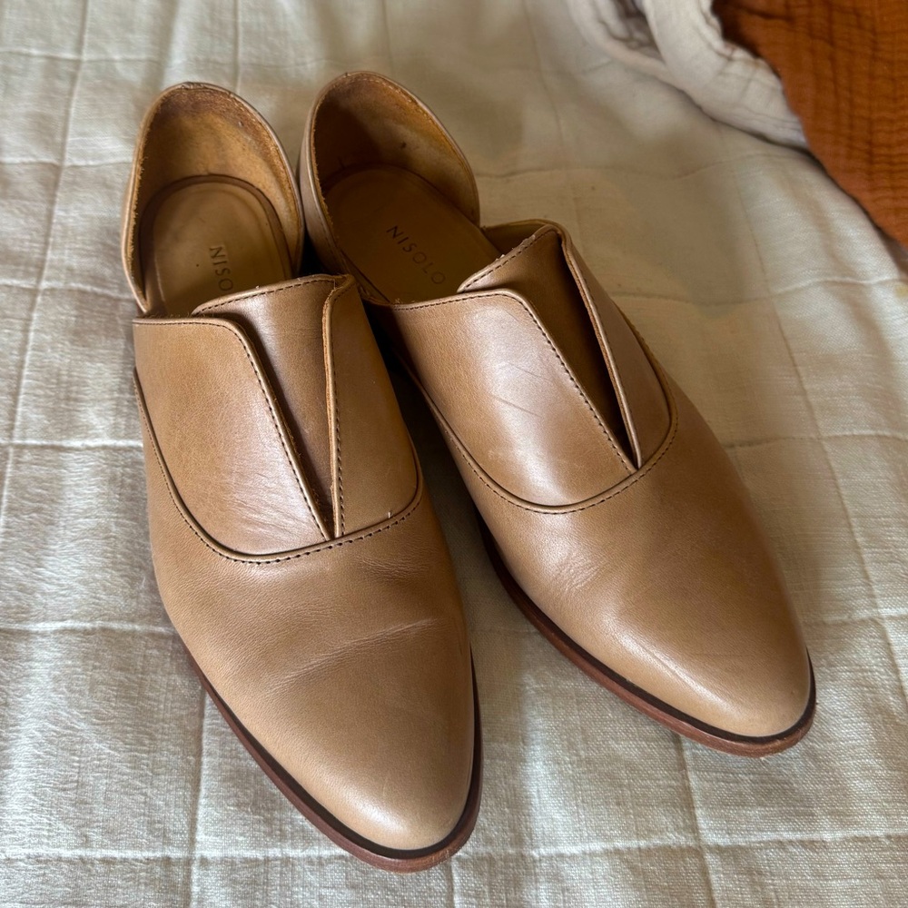 Nisolo Emma d’Orsay Leather Oxford Shoes